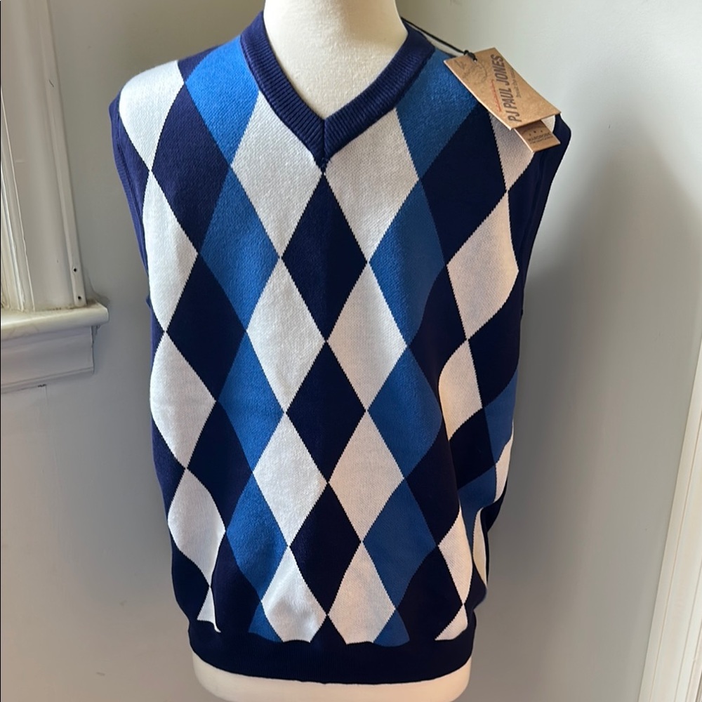 NWT P J Paul Jones Classic V-Neck Argyle Sweater Vest